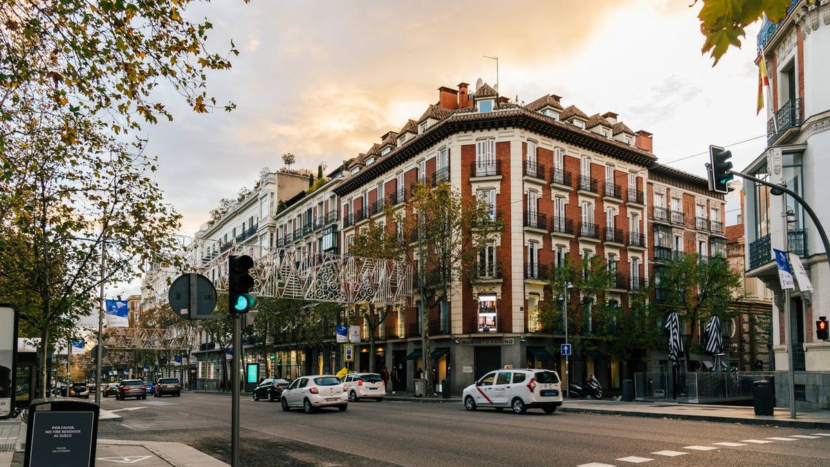 El distrito de Salamanca se divide en seis barrios: Castellana, Fuente del Berro, Goya, Guindalera, Lista y Recoletos.